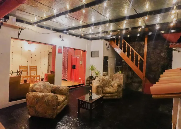 Mallquicha Accomodation&tours *