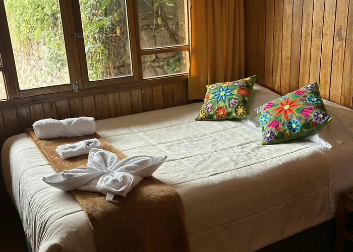 Pensión Mallquicha Accomodation&tours *
