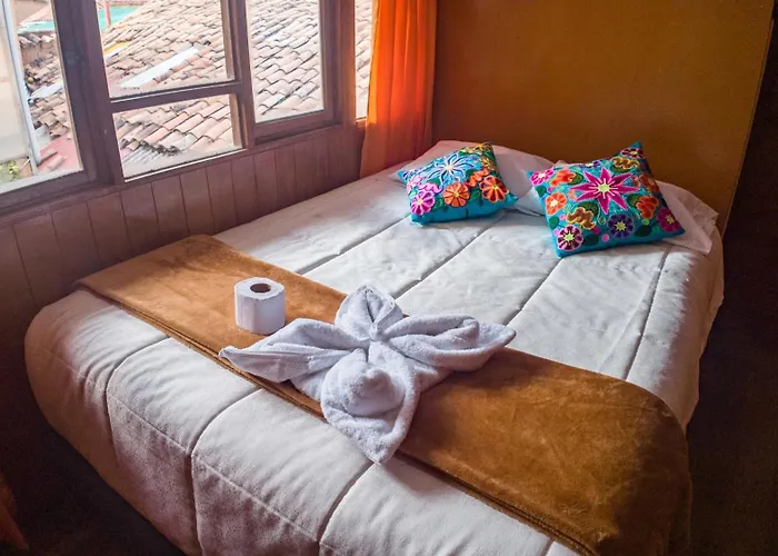 Pensión Mallquicha Accomodation&tours *